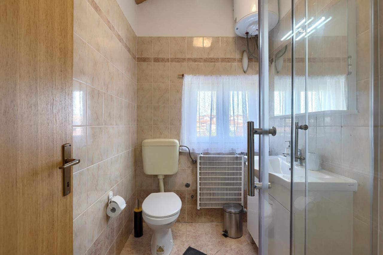 Apartments Ari And Bonnie - Cozy With Roof Terrace Pola Esterno foto