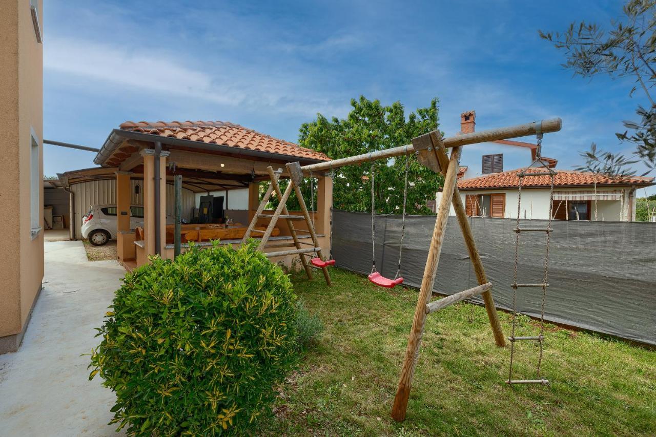 Apartments Ari And Bonnie - Cozy With Roof Terrace Pola Esterno foto