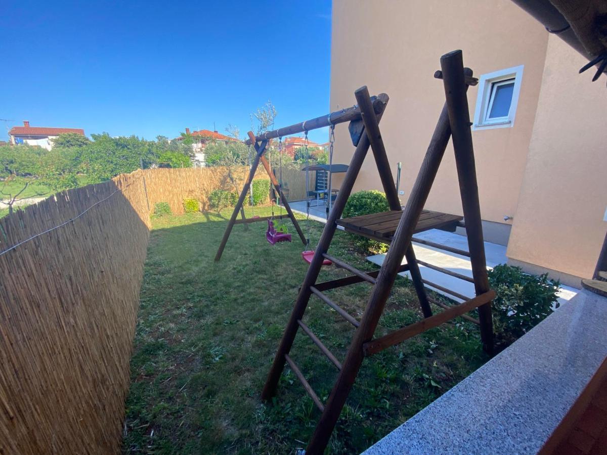 Apartments Ari And Bonnie - Cozy With Roof Terrace Pola Esterno foto
